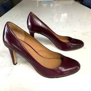 Ann Taylor Deep Bordeaux Pump 8.5